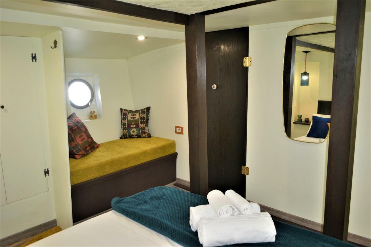 Pillirina House-Boat Hotel Marzamemi Exterior foto